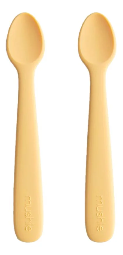 Mushie Silicone Spoons Pale Daffodil – 2 stk. v:4479606 Mushie Silicone Spoons Pale Daffodil – 2 stk. v:4479606
