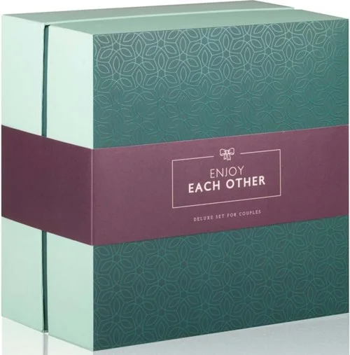 Loveboxxx Romantic Couples Box v:4948819