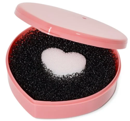 MILI Cosmetics Brush Swipe Quick Cleaner v:7972951