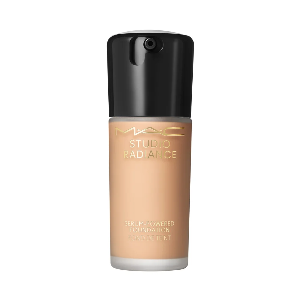 Studio Radiance Serum Powered Foundation NW18 - MAC v:1831431