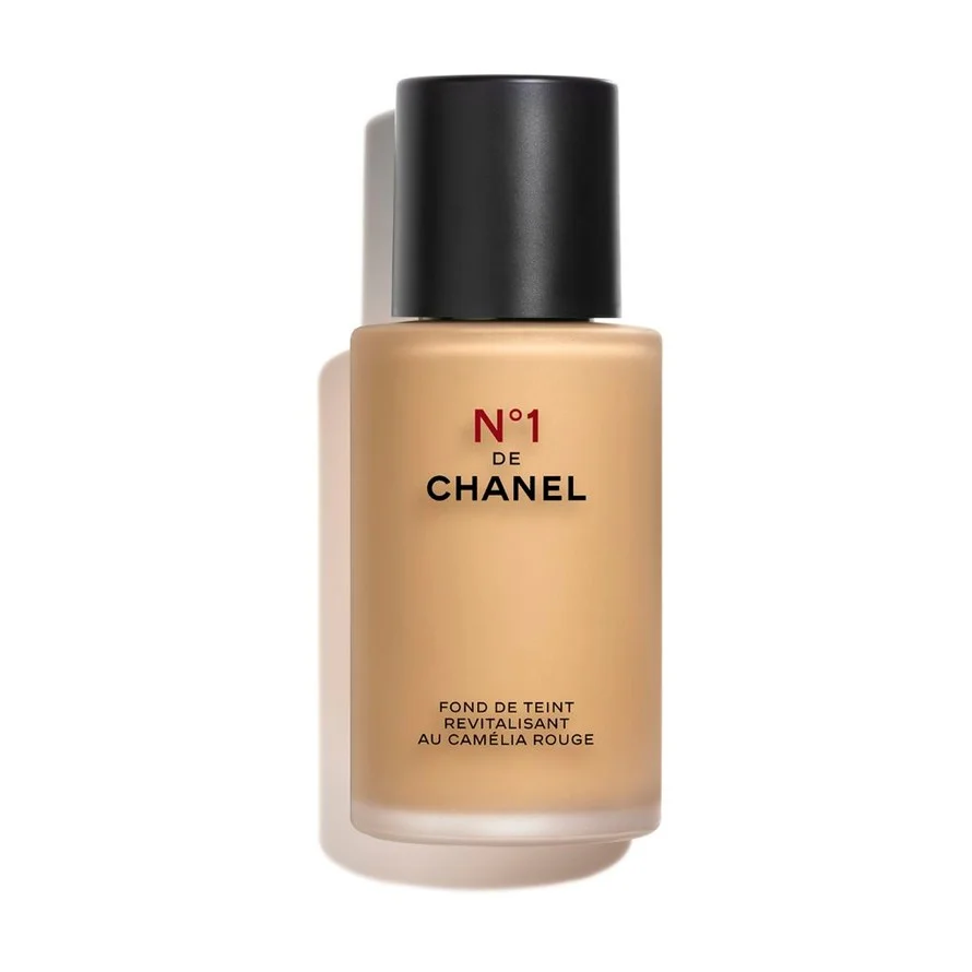 ILLUMINATES - HYDRATES - PROTECTS BD91 - CHANEL v:2475335